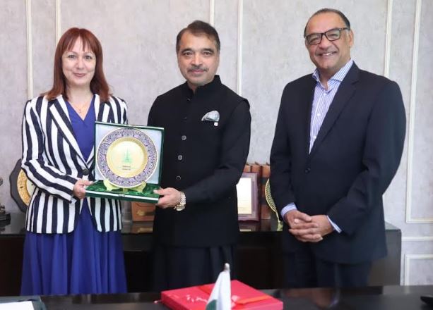 DNA 4-15 Greek Ambassador stresses private-sector role in expanding Pakistan-Greece economic ties