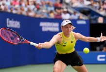 Elena Rybakina beats Zheng to reach US Open semifinals and move to No. 1 in the women’s rankings
