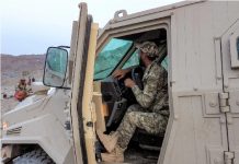 Yemen government forces say they repel Houthi infiltration attempt near key road