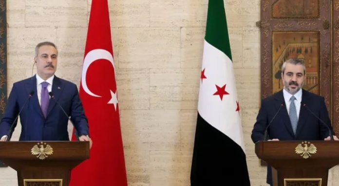 NEWS Turkey FM says Israel wants to destabilize Syria as he visits Damascus