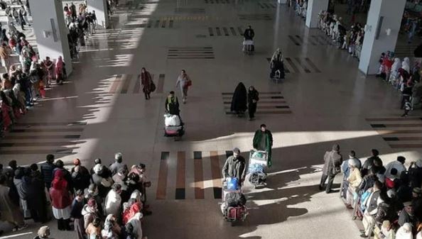 NEWS FIA plans immigration automation with e-gates as int'l passenger traffic tops 22m