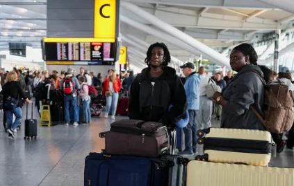 NEWS UK air traffic control outage caused by software defect, says operator