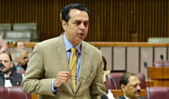 NEWS ‘Won't let them return if they come as terrorists,' warns minister ahead of Islamabad protest