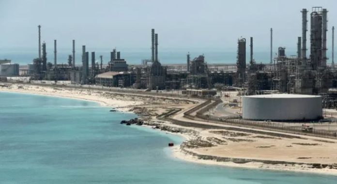 NEWS Saudi Aramco ramps up Gulf oil exports after pipeline attack, data shows