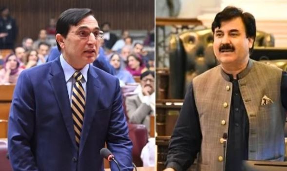 NEWS PTI KP leader urges party to further postpone long march, warns of emergency risk