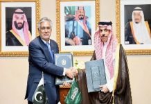 Pakistan, Saudi Arabia sign pact to waive visas for diplomatic, official passport holders