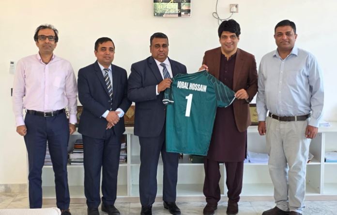 DNA 20-3 Pakistan, Bangladesh look to strengthen football ties