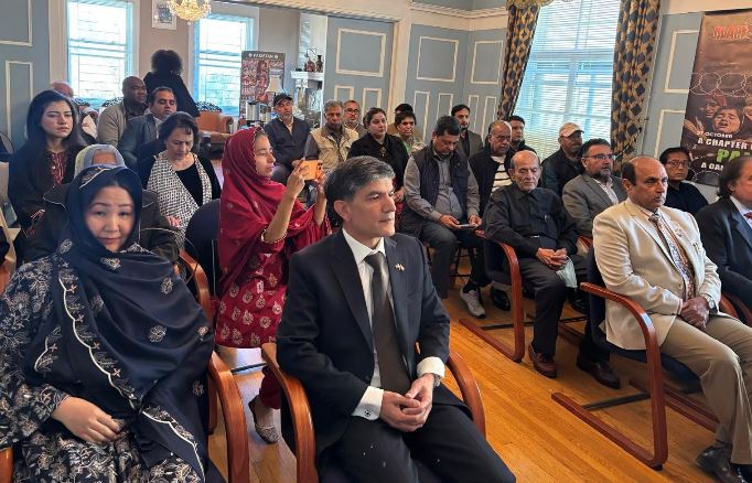 DNA 28-1 Pakistan High Commission Ottawa observes Kashmir Black Day
