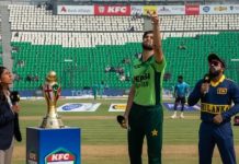Pakistan win toss, opt to bowl first against Sri Lanka in ODI tri-series final Pakistan win toss, opt to bowl first against Sri Lanka in ODI tri-series final