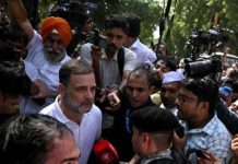 India opposition leaders briefly detained in election protest India opposition leaders briefly detained in election protest